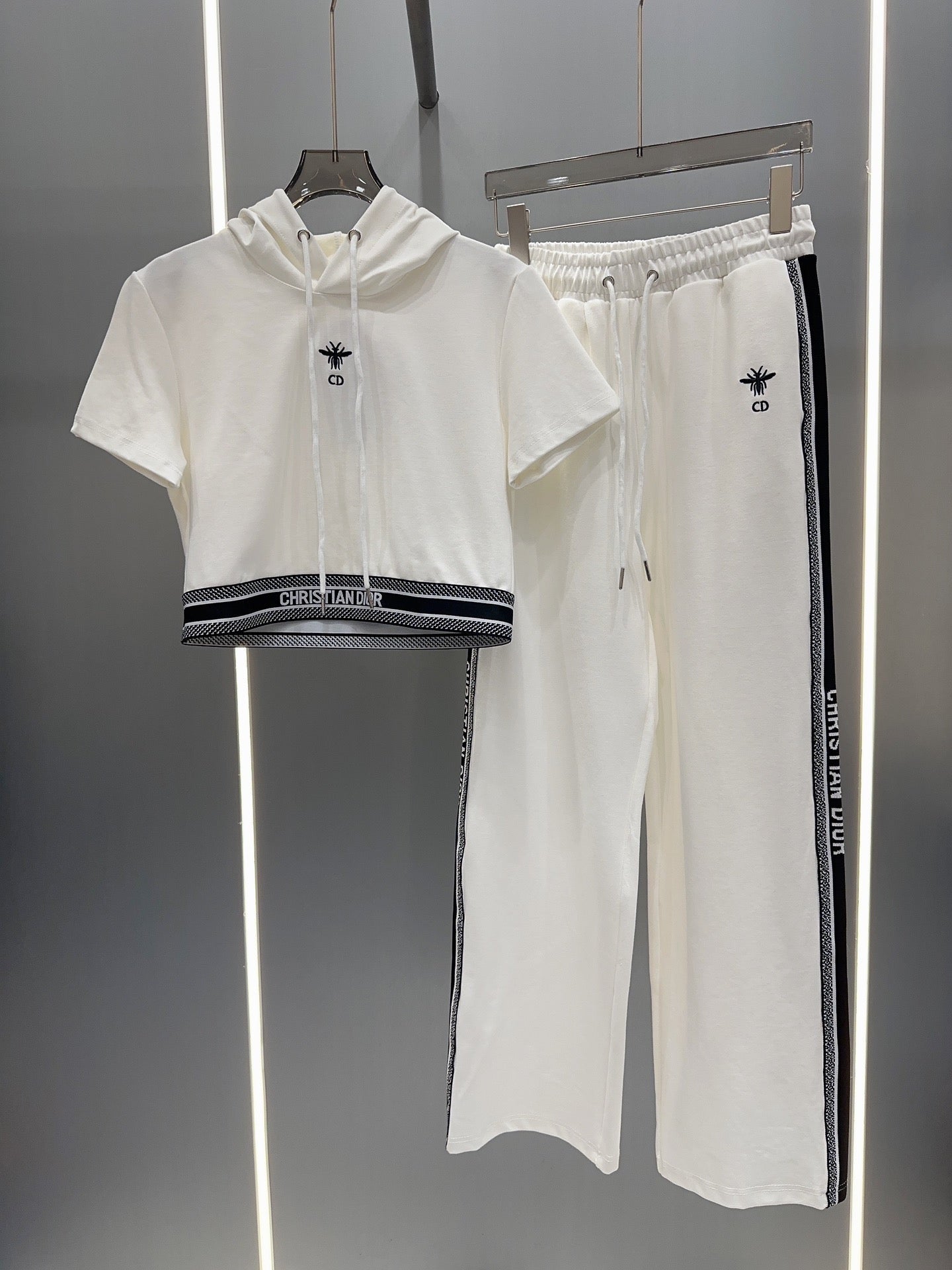 Set pantaloni Dior cu picior lat