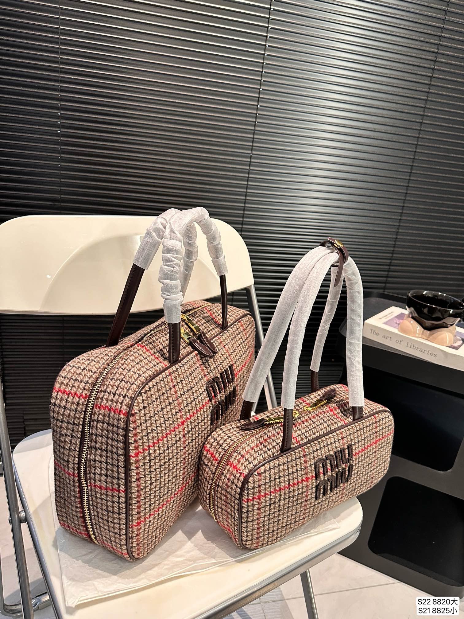 Miu Miu Beau Shoulder Bag