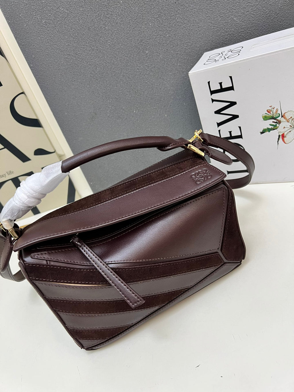 Loewe Puzzle Bag In Chocolate