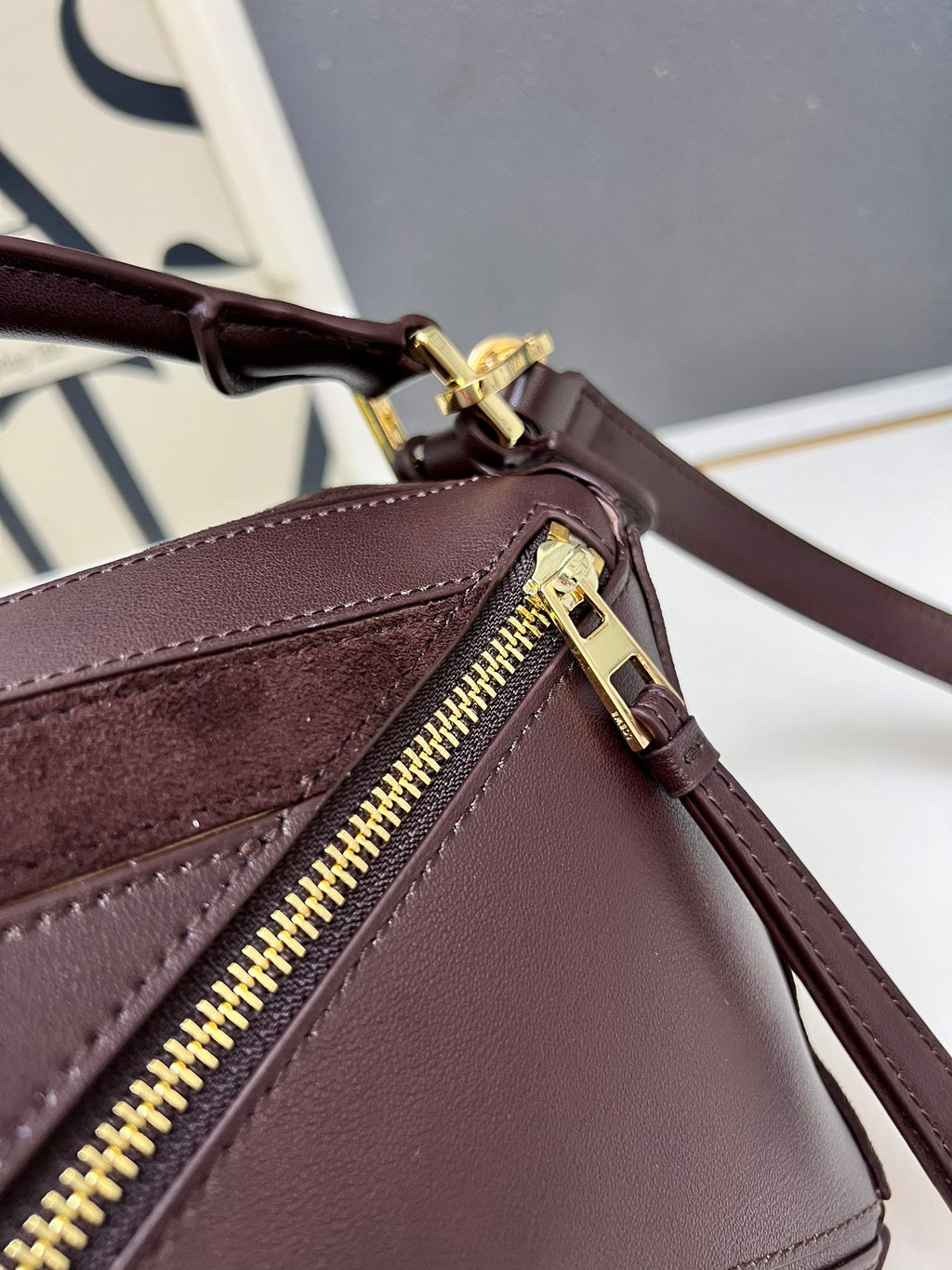 Loewe Puzzle Bag In Chocolate