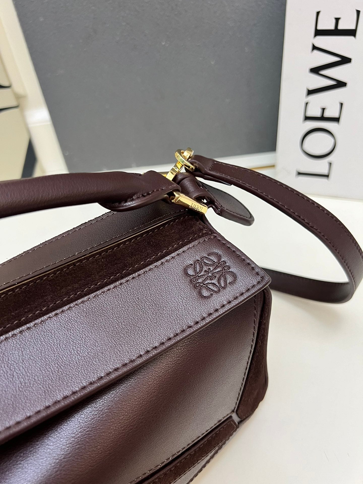 Loewe Puzzle Bag In Chocolate