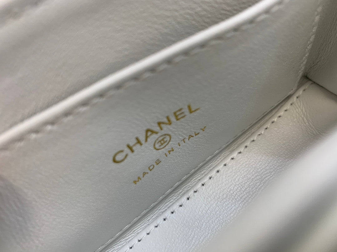 Chanel Small Kelly Shopper White Shiny Aged Calfskin Brushed Gold Hardware