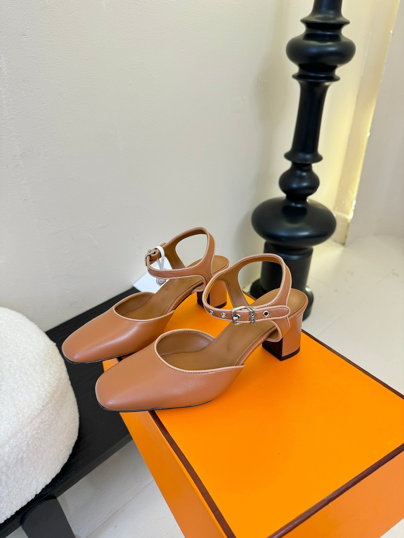Hermes shoes tan