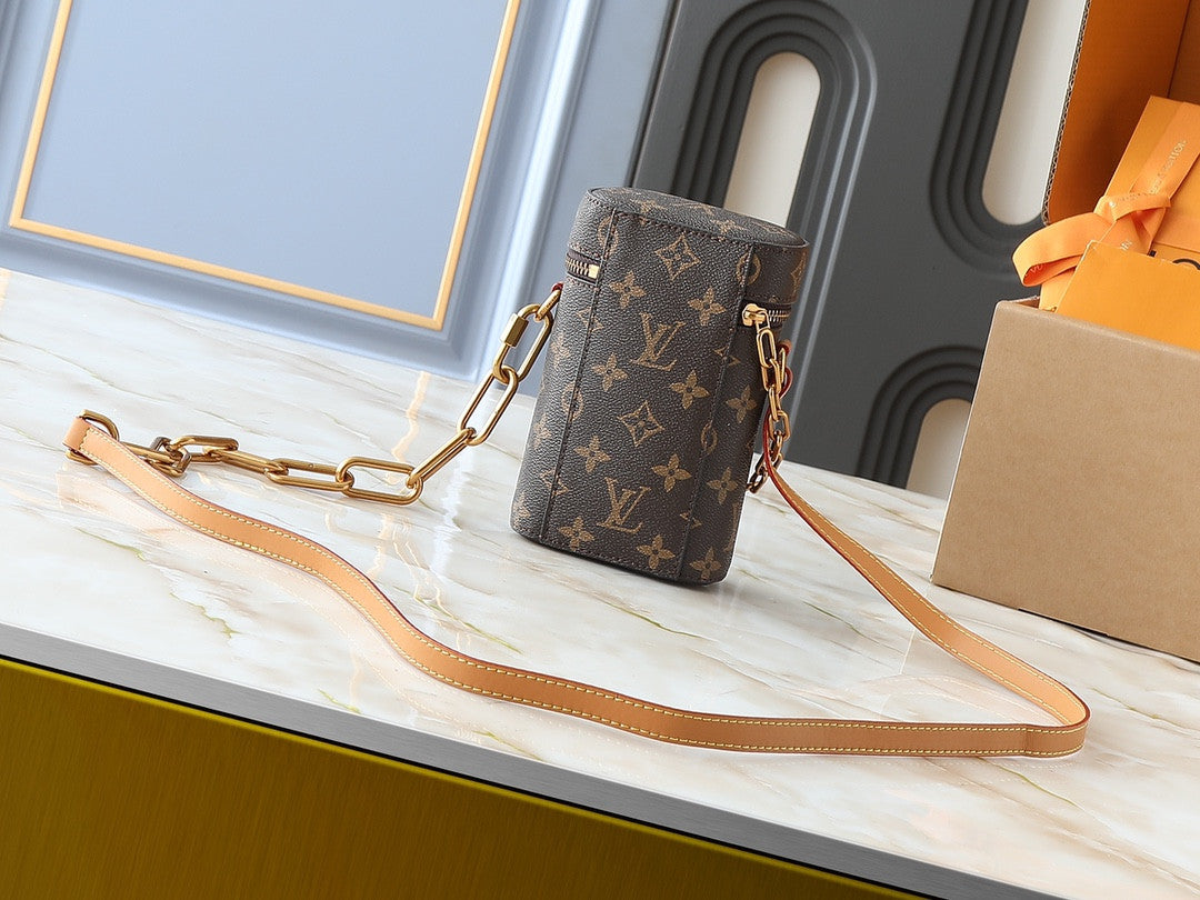 Louis Vuitton phone box