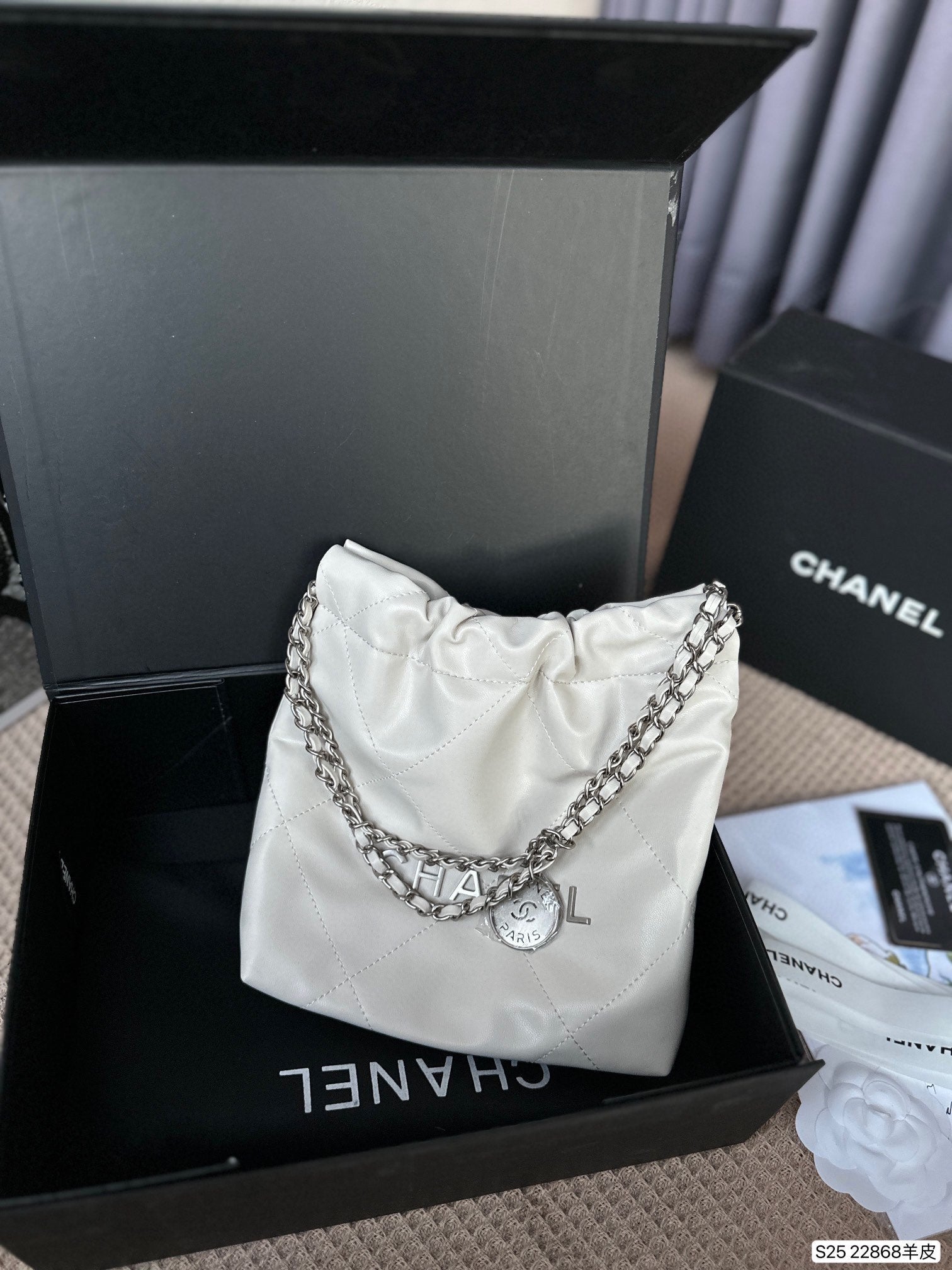CC Tote In White