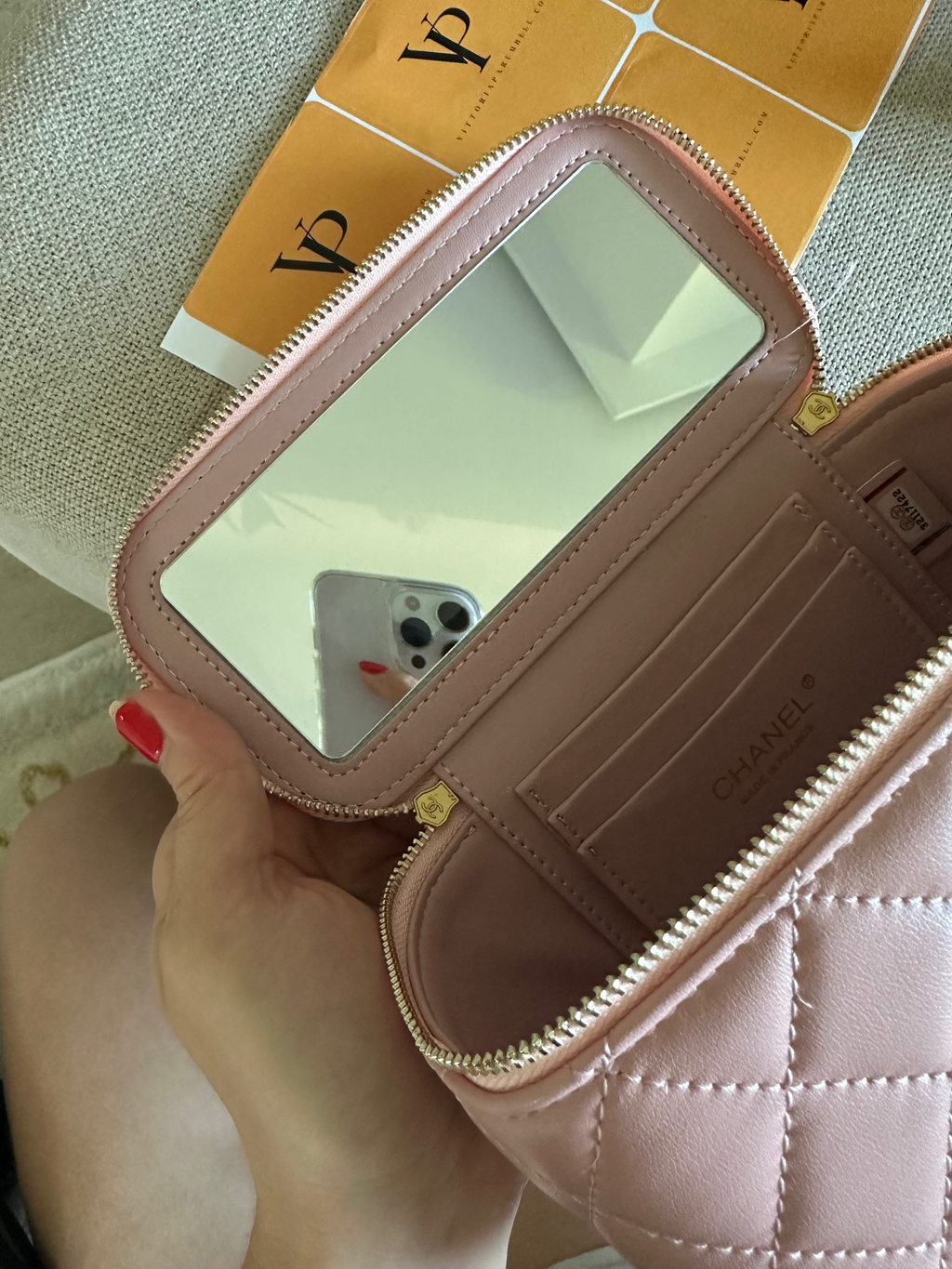Chanel vanity bag pink