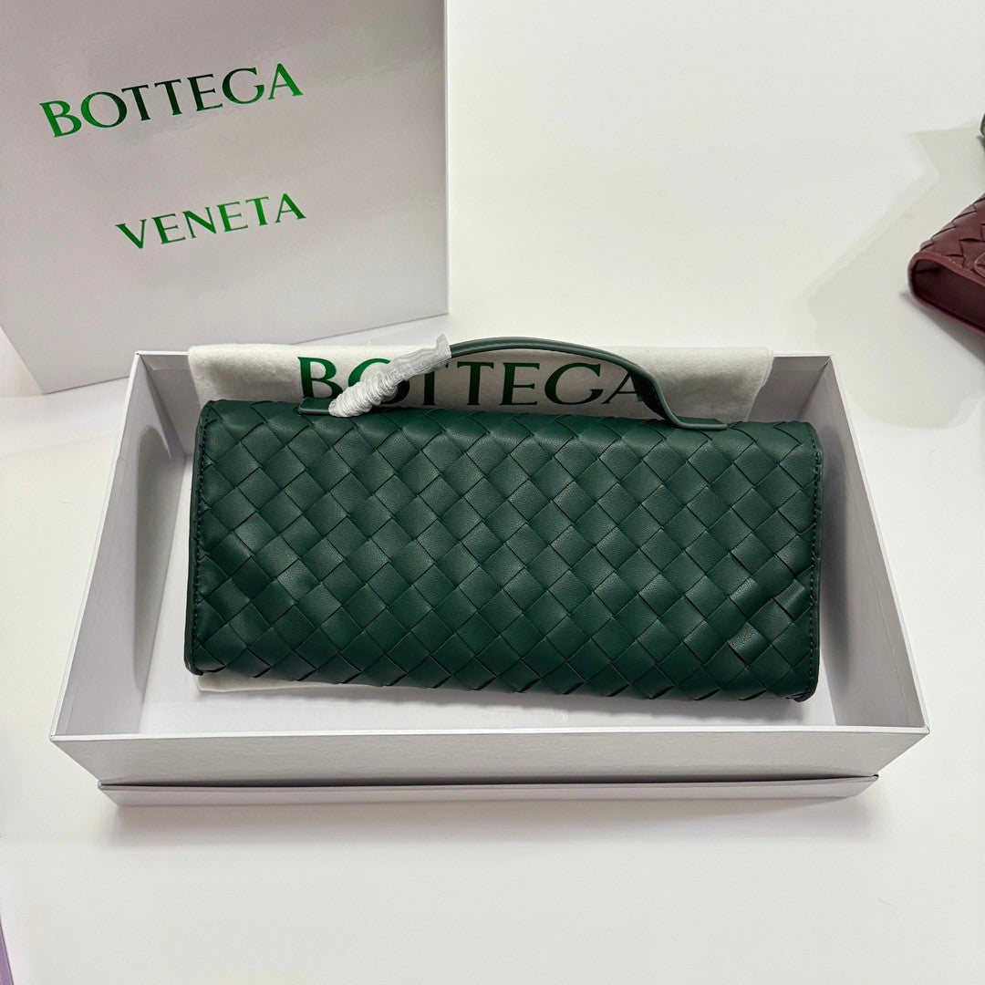 Bottega Veneta clutch