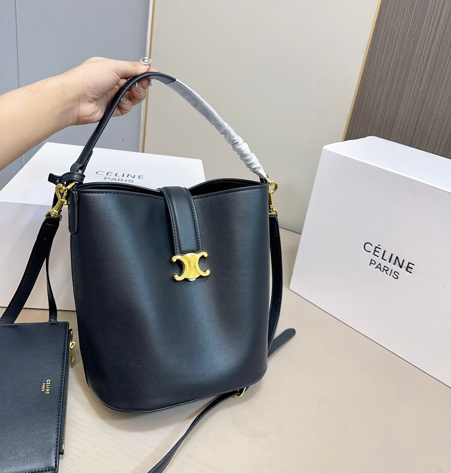 Celine Louise Bag in black
