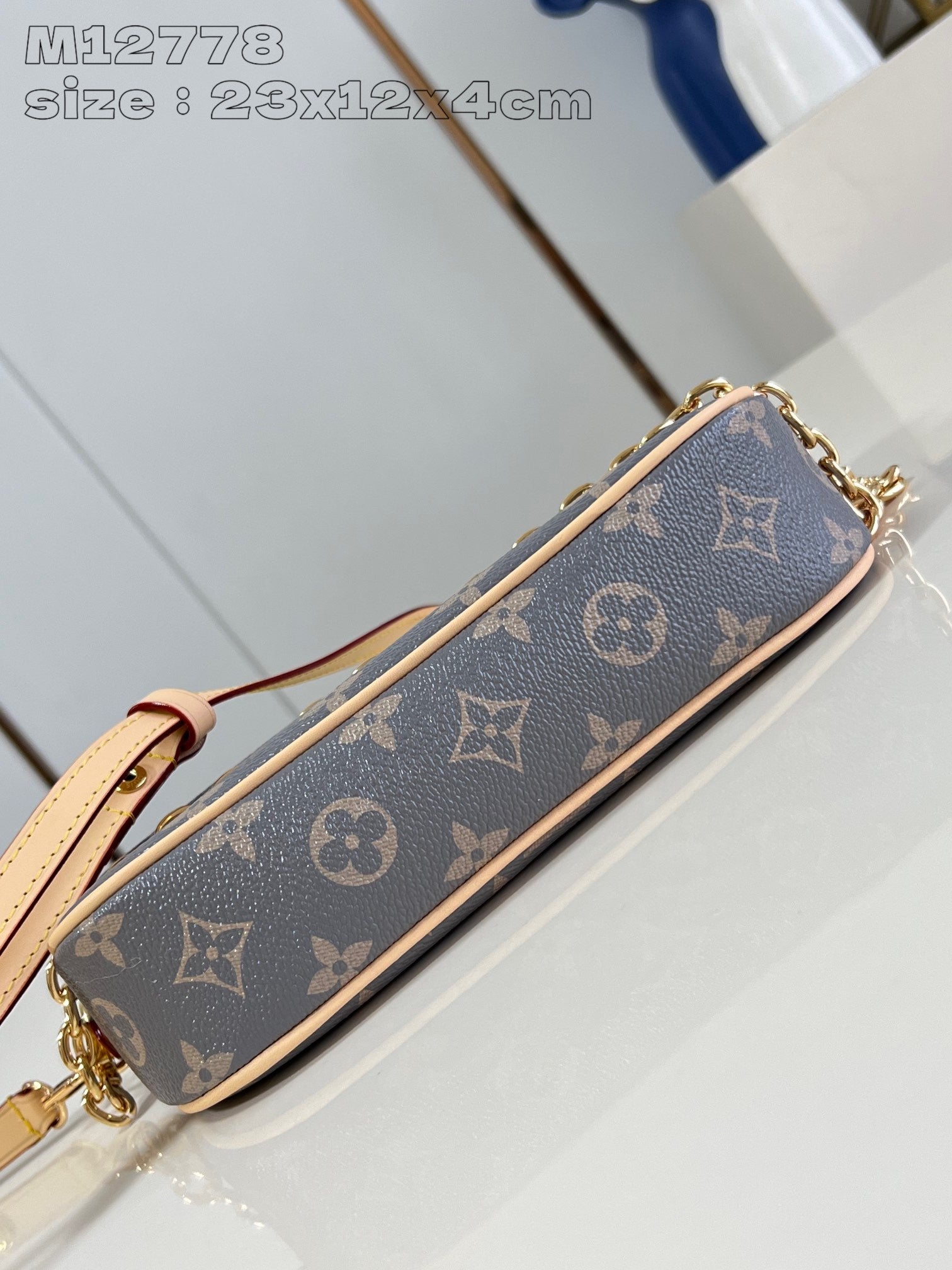 Louis Vuitton clutch