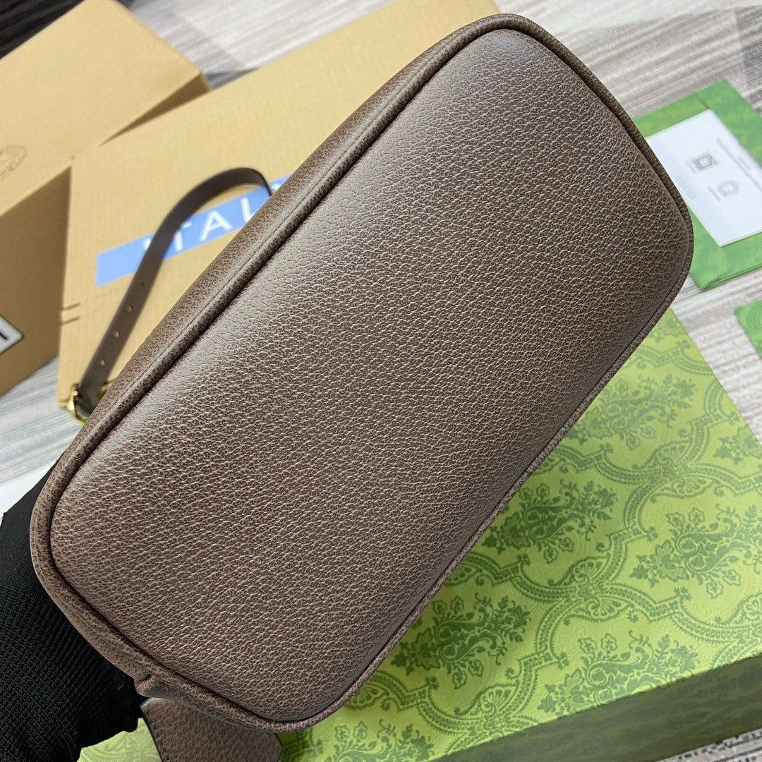 Gucci shoulder bag
