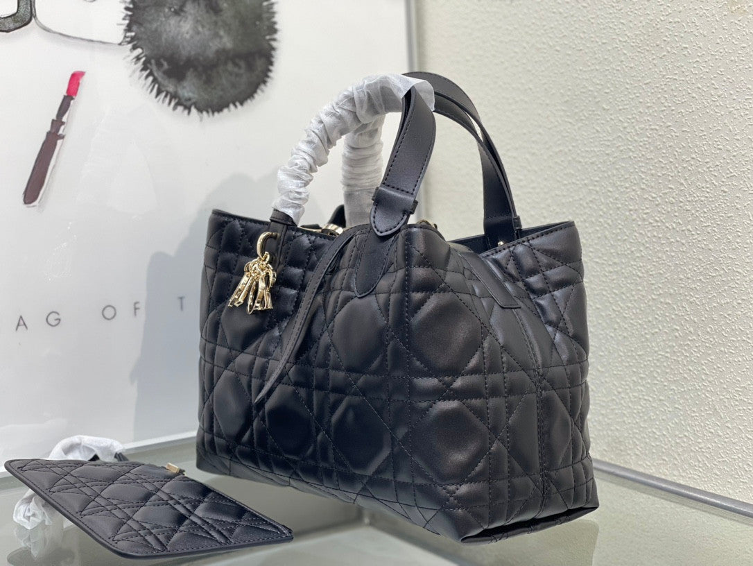 Dior Medium Toujours Bag