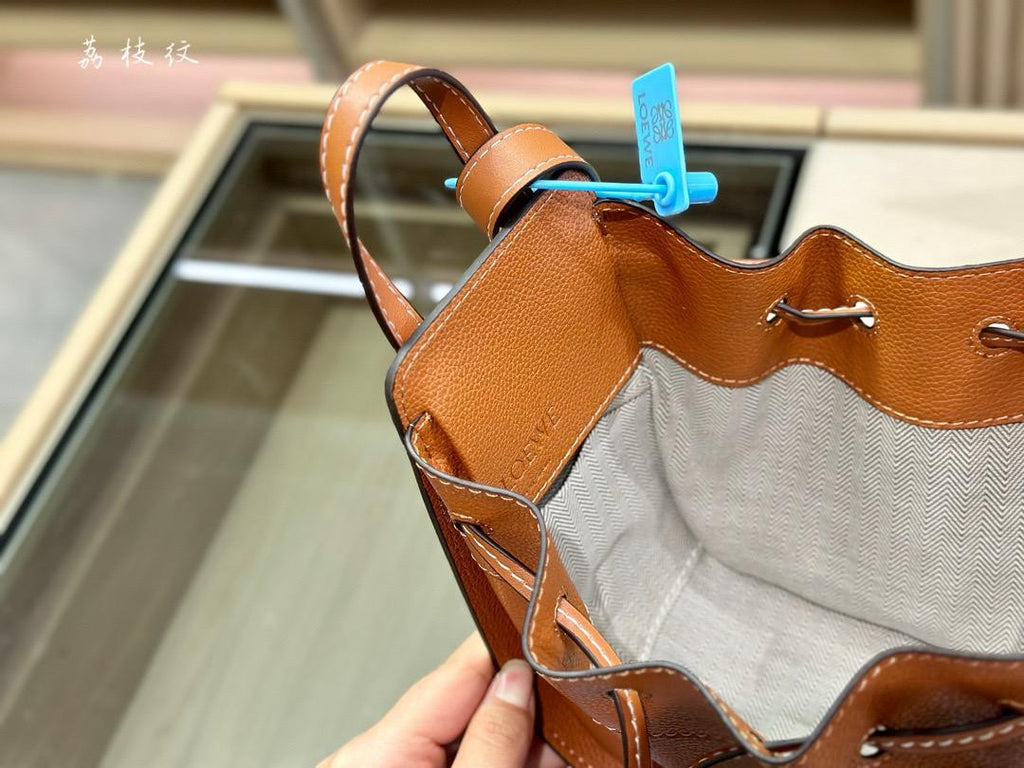 Loewe Hammock Bag