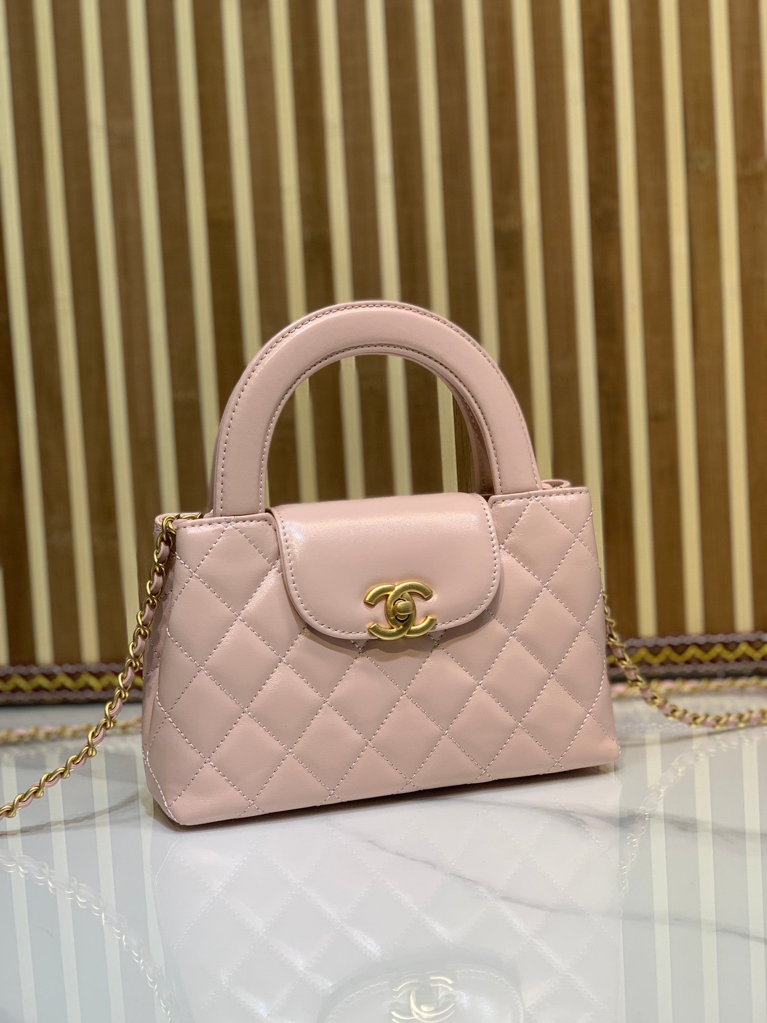 Kelly bag in powder pink