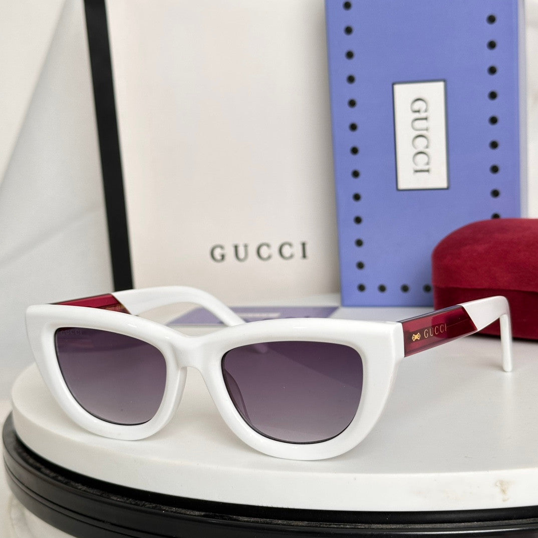 Sunglasses Gucci