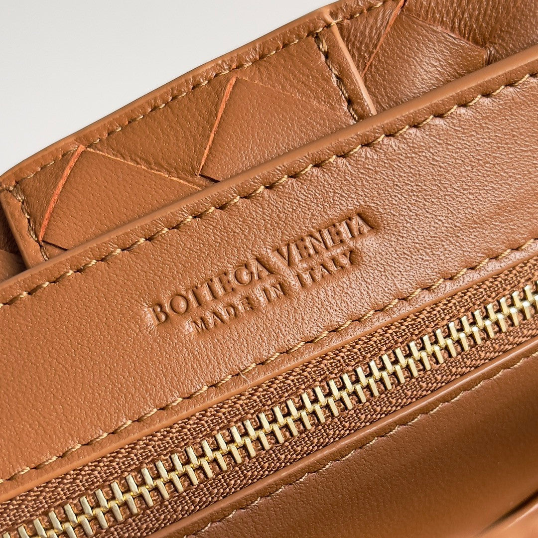Bottega Veneta Andiamo