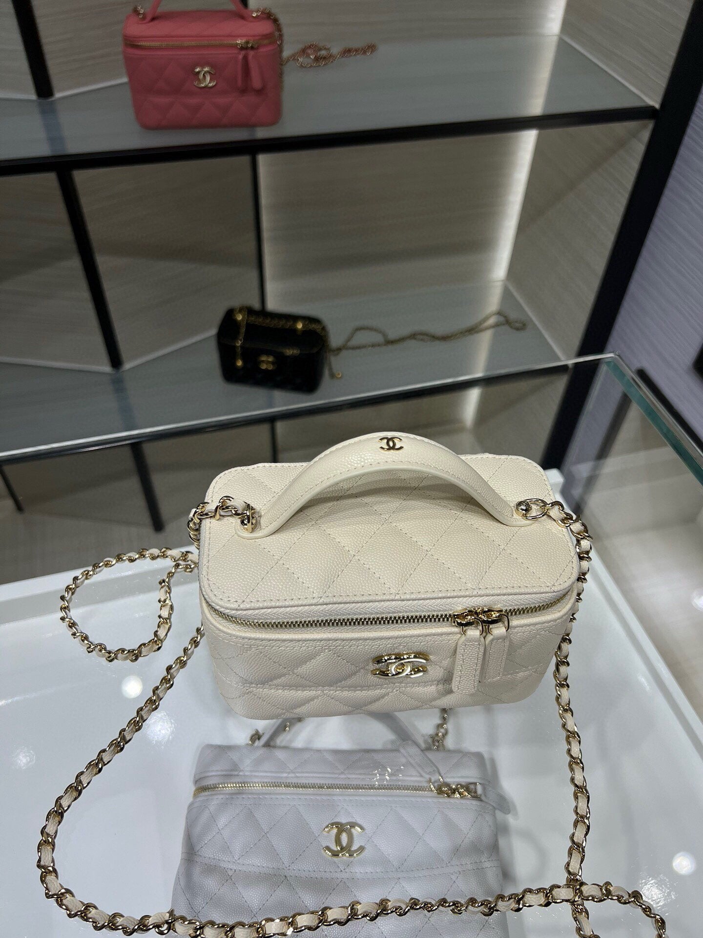 Chanel box white