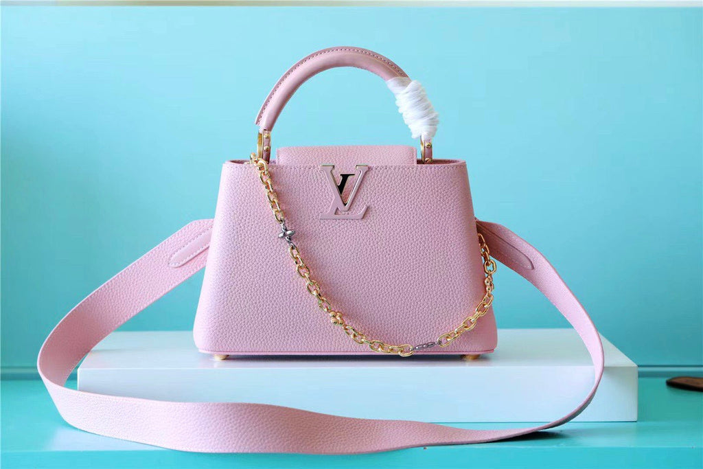Louis Vuitton Capucines MM