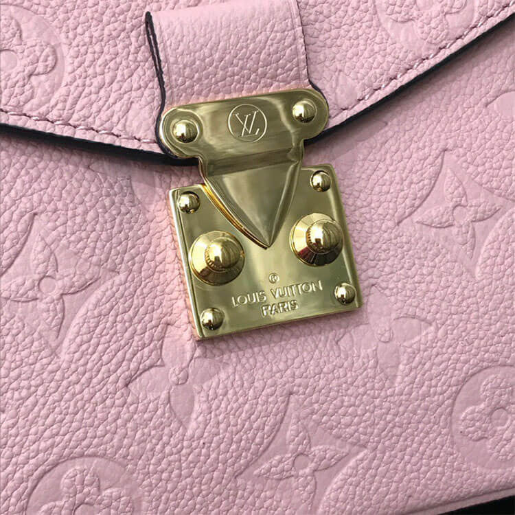 Geantă Louis Vuitton Metis Nouă