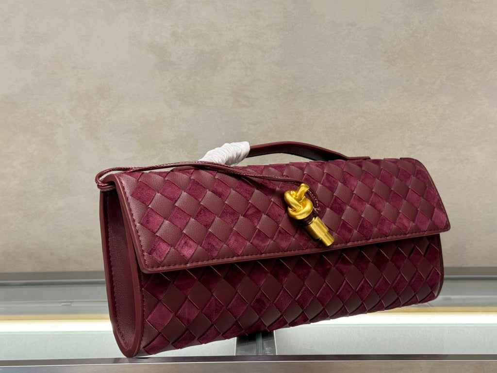 Bottega Veneta clutch burgundy