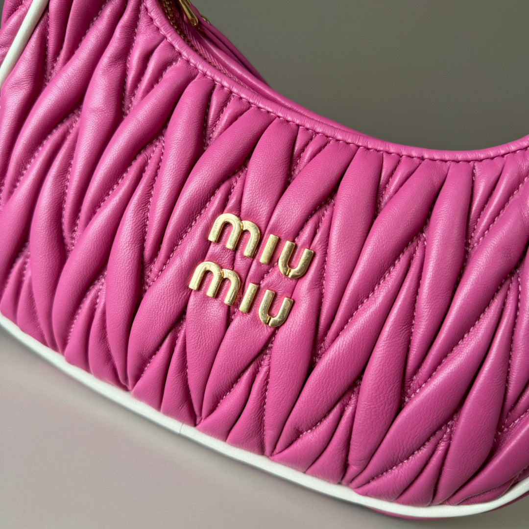 Miu Miu Hobo Wonder Bag In Pink