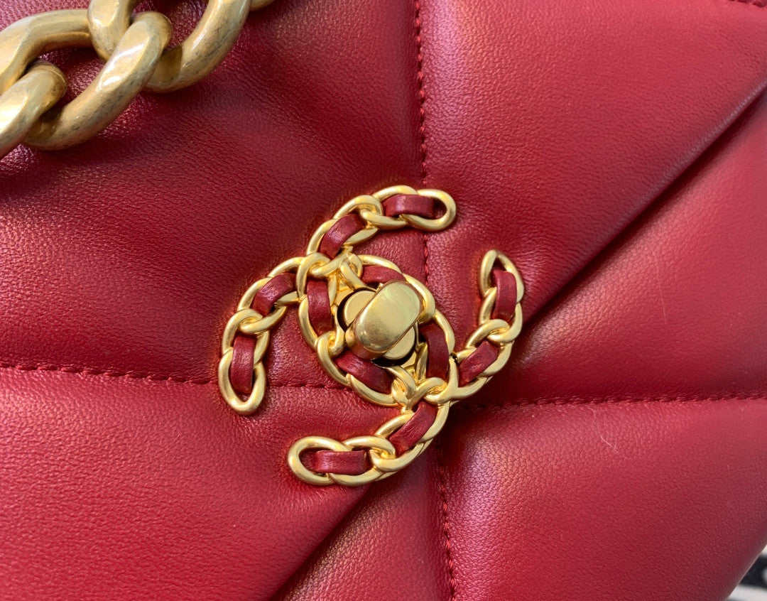 Chanel handbag red
