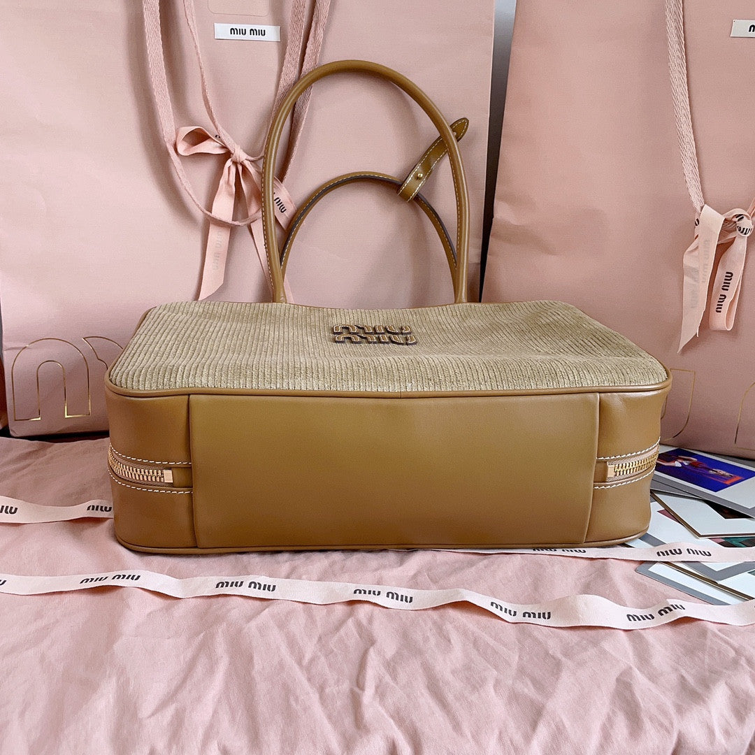 Shoulder bag Miu Miu