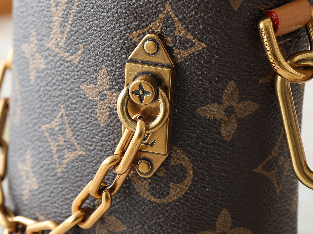 Louis Vuitton phone box