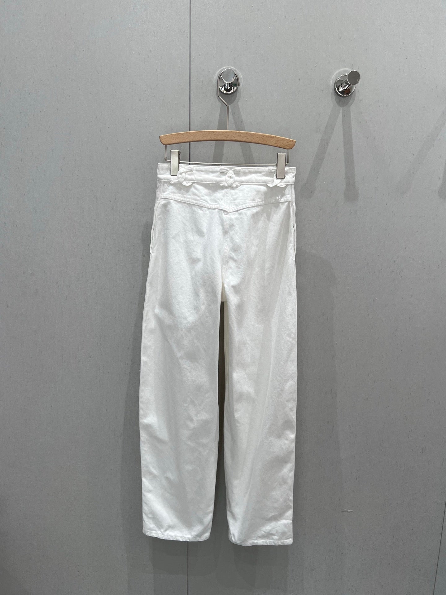 Chanel white jeans