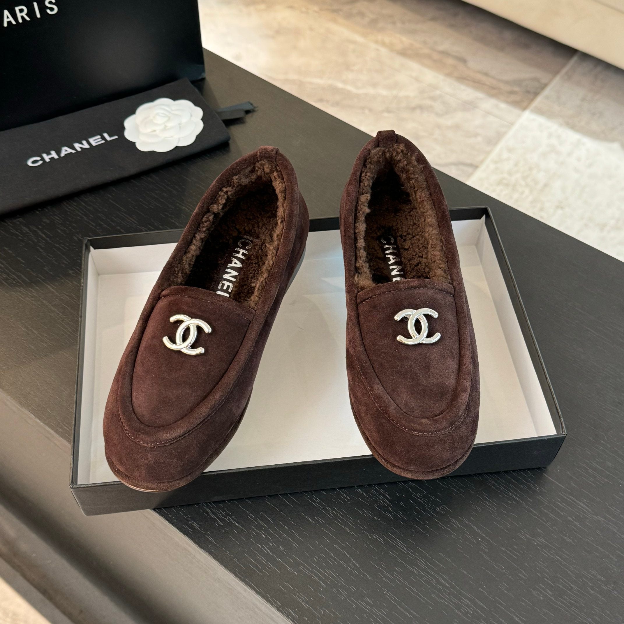 Mocasini Chanel maro