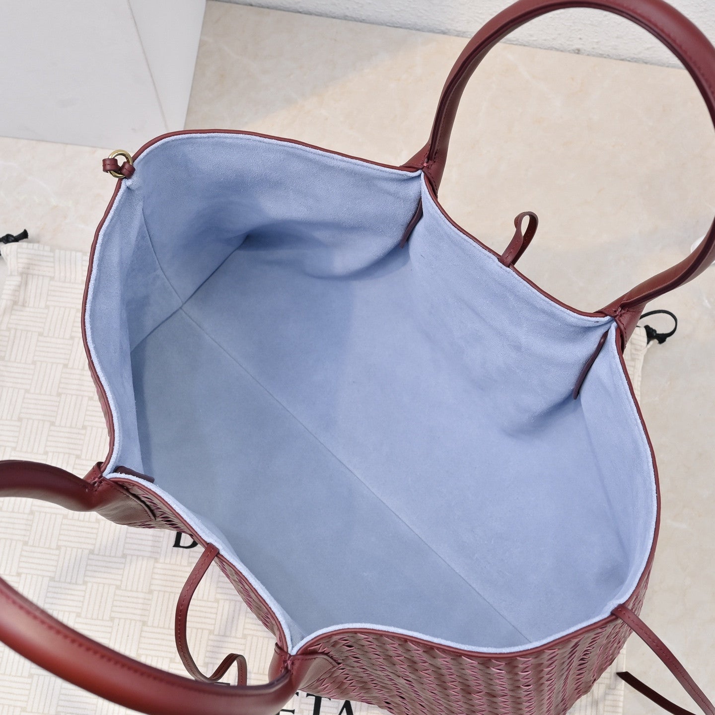 Botegga Veneta Tote Burgundy