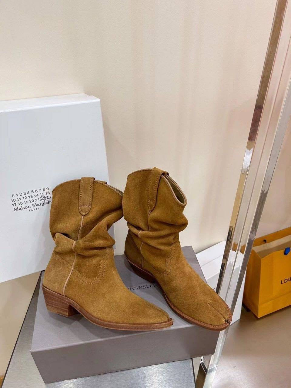 Ghete Maison Margiela maro