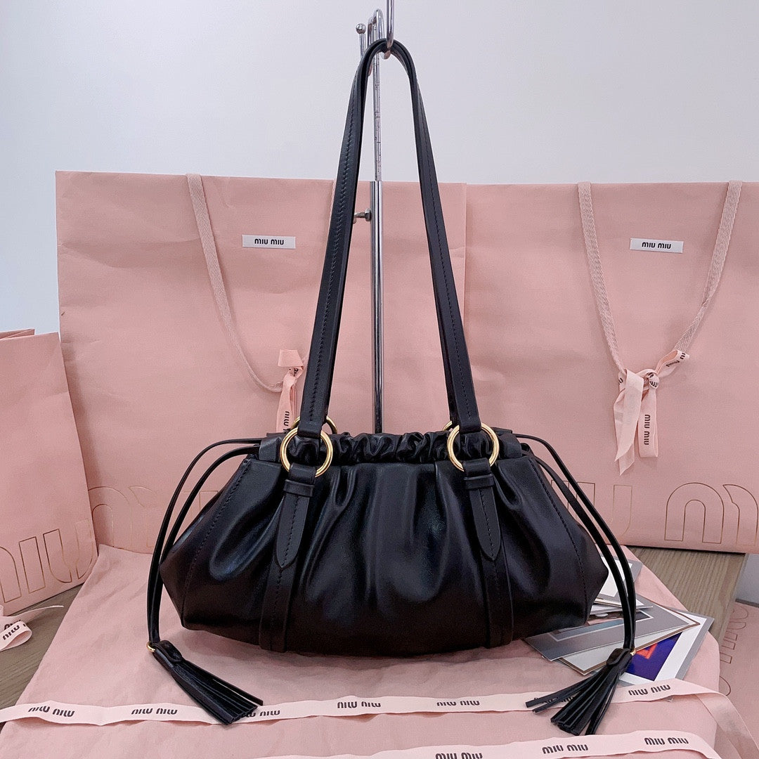 Miu Miu Joie bag black