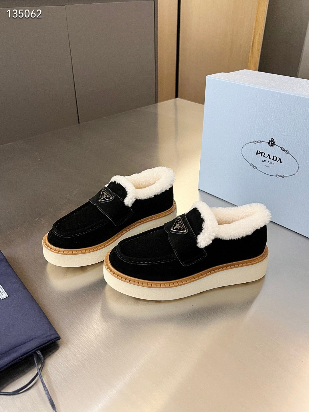 Mocasini Prada