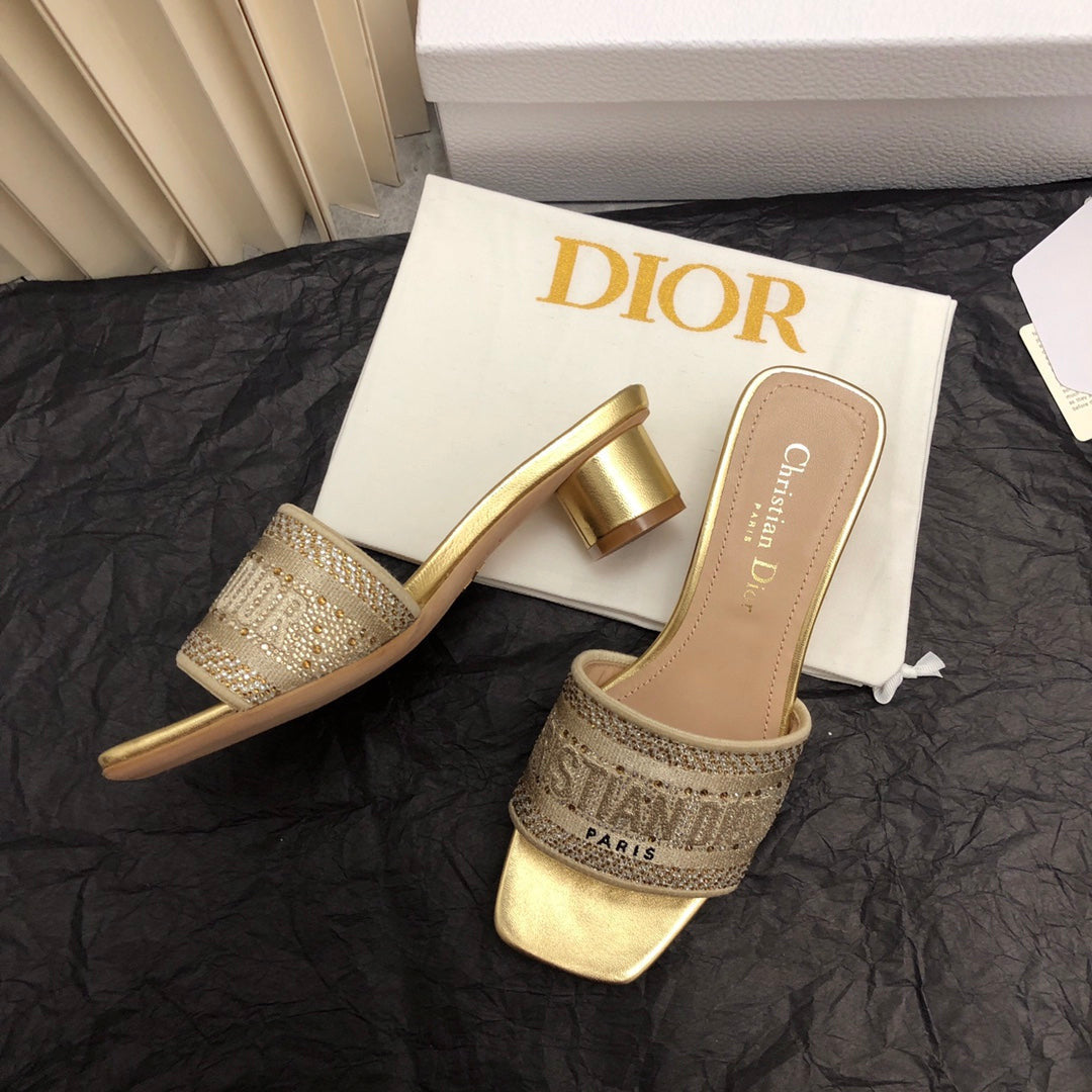 Sandale Dior aurii