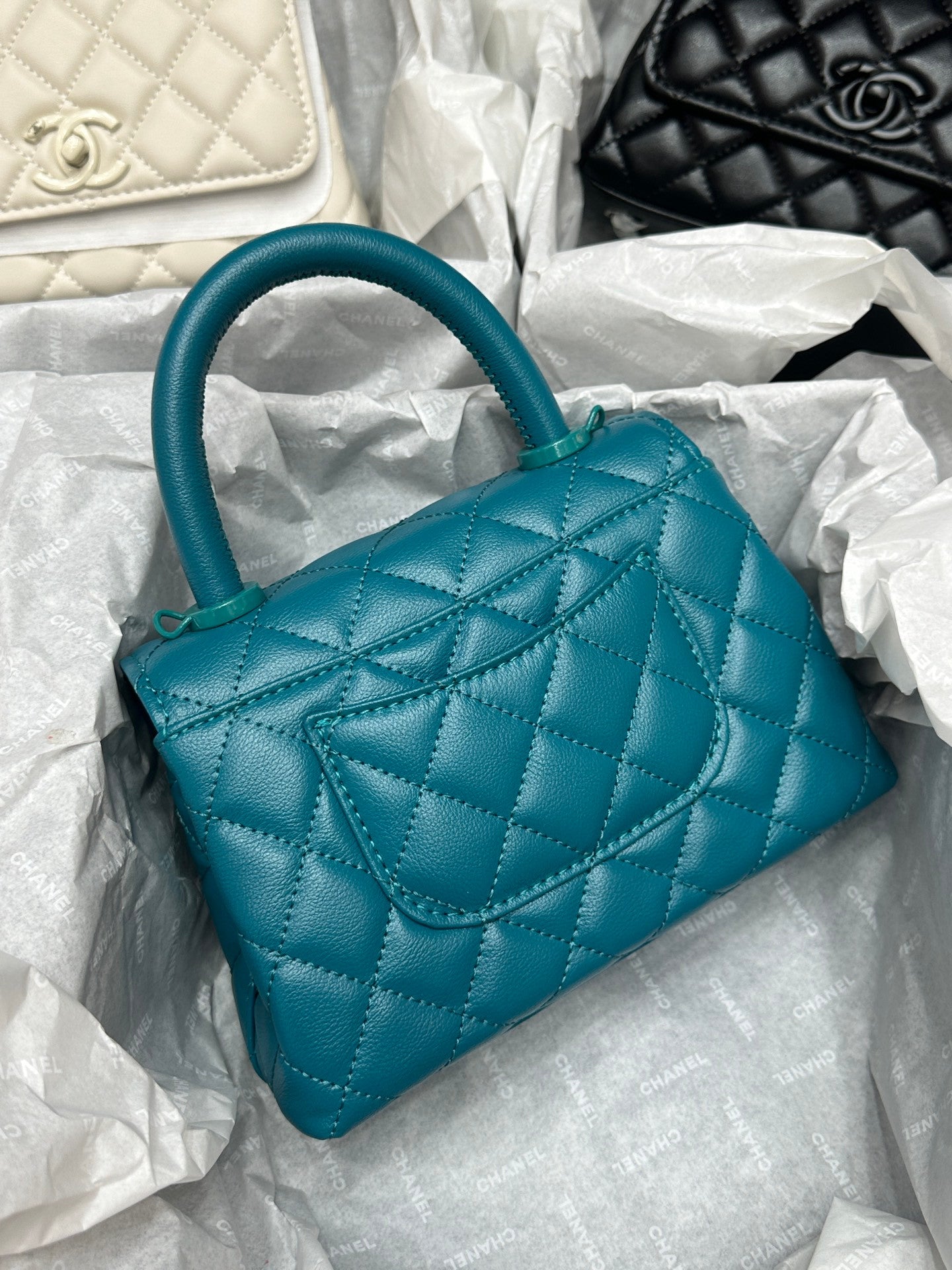 Chanel cocohandle bag