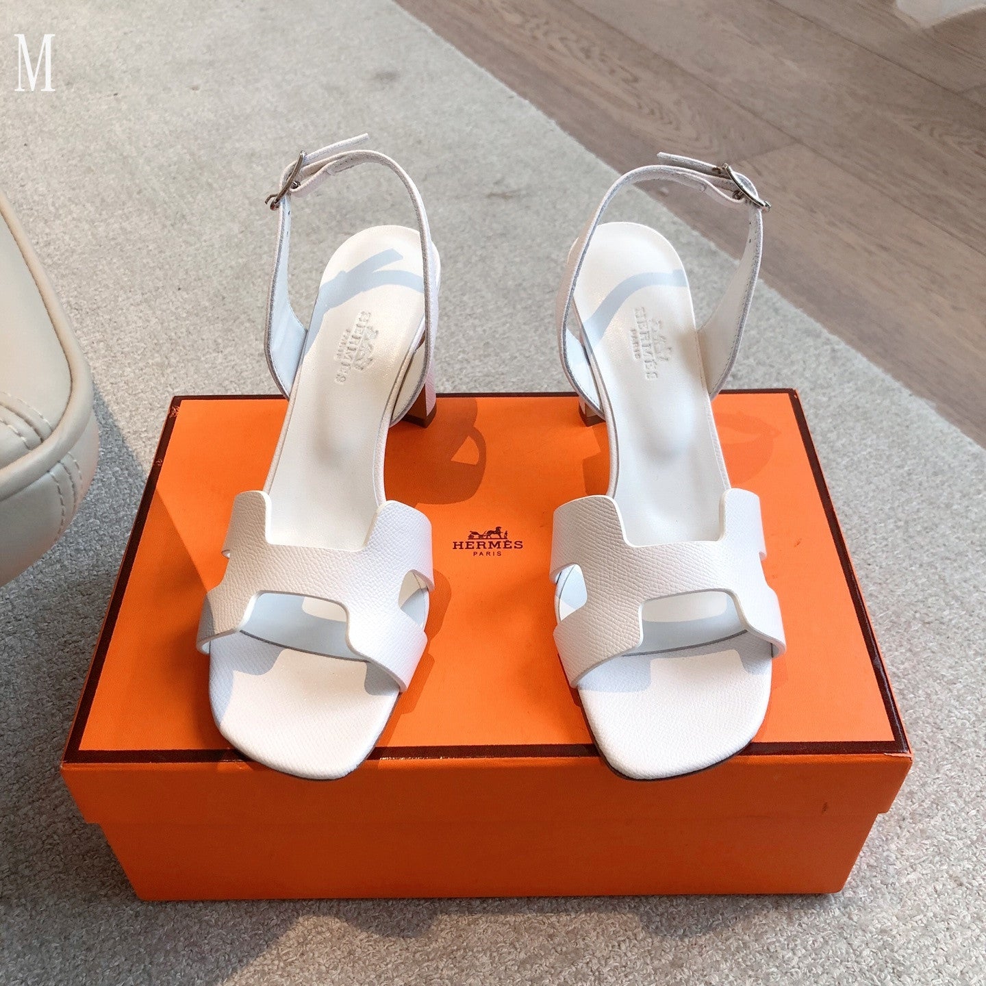 Hermes sandals heels
