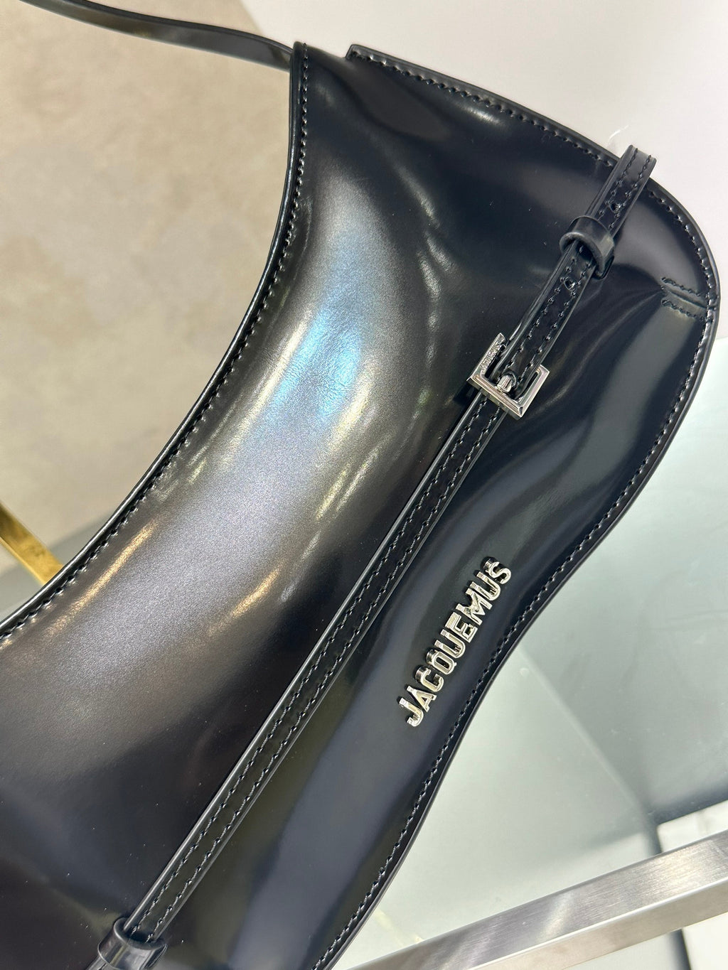 Geanta Jacquemus le chiqito neagra