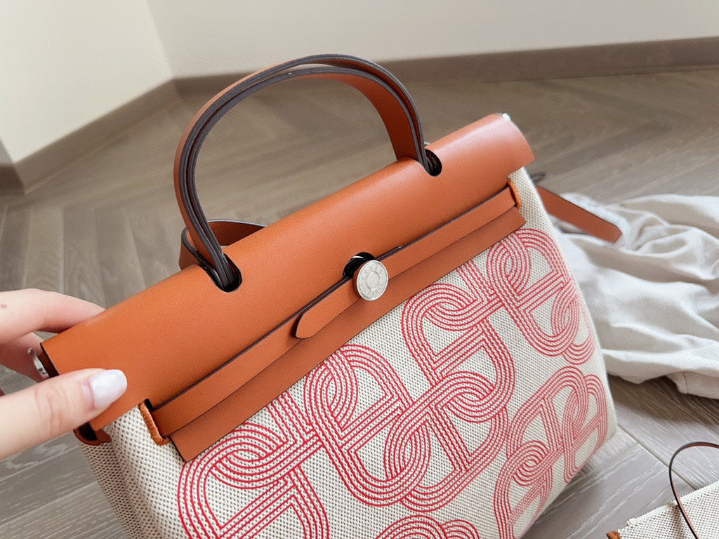 Ediție specială Hermes Herbag