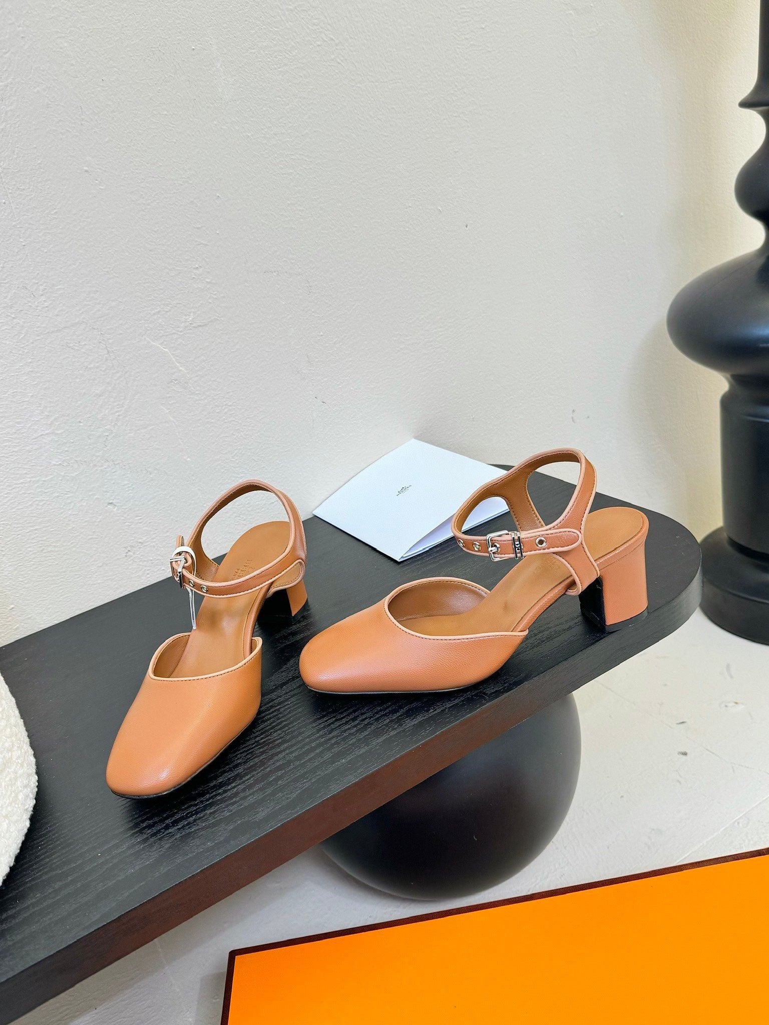 Hermes shoes tan