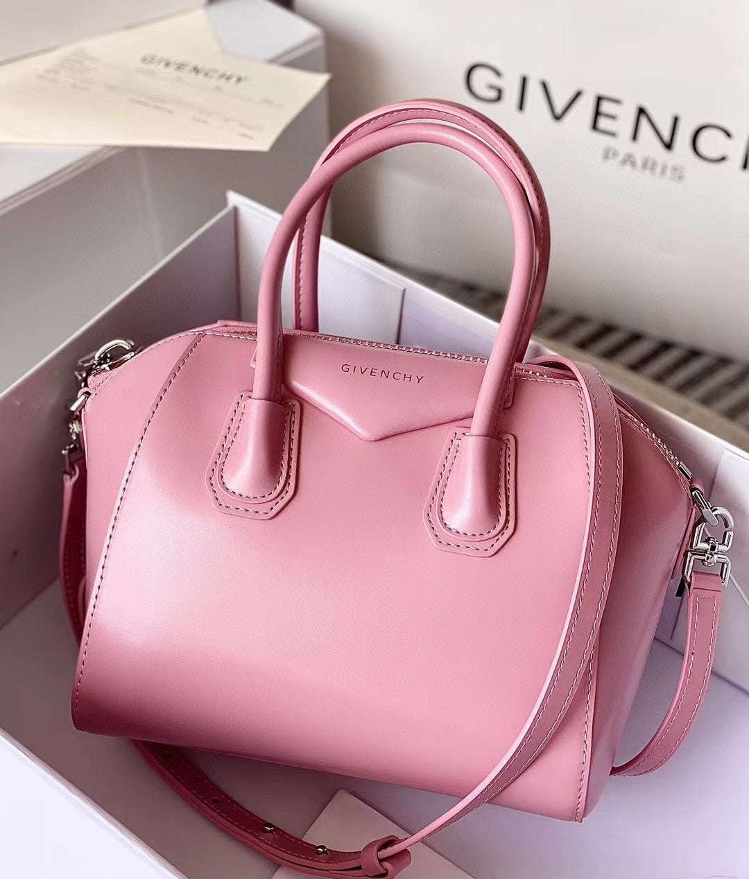 Givenchy Antigone bag pink