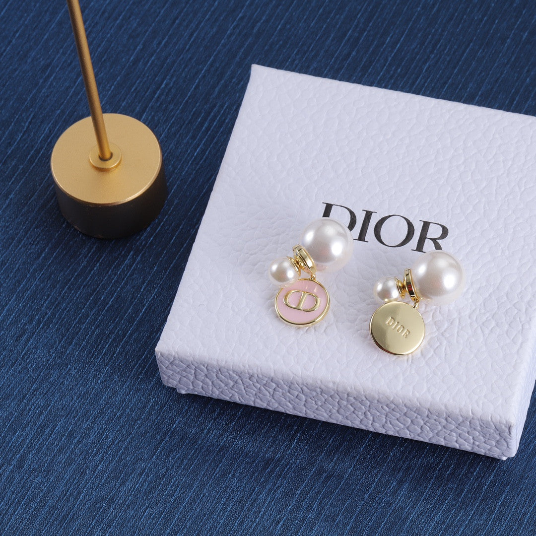 Dior earring CD