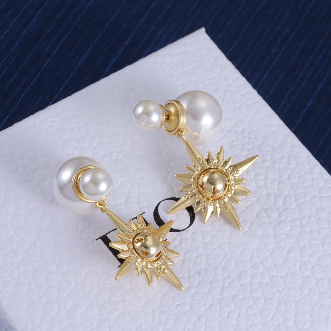 Dior earring stars