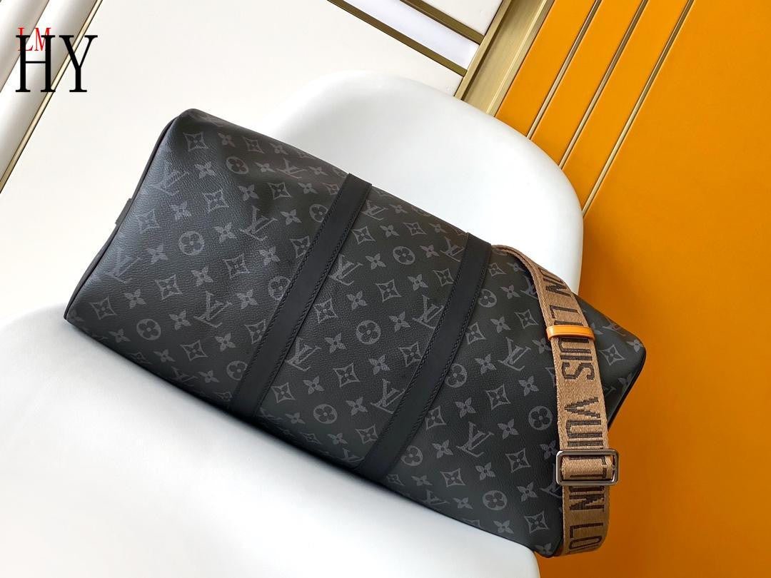 Louis Vuitton leather mens bag