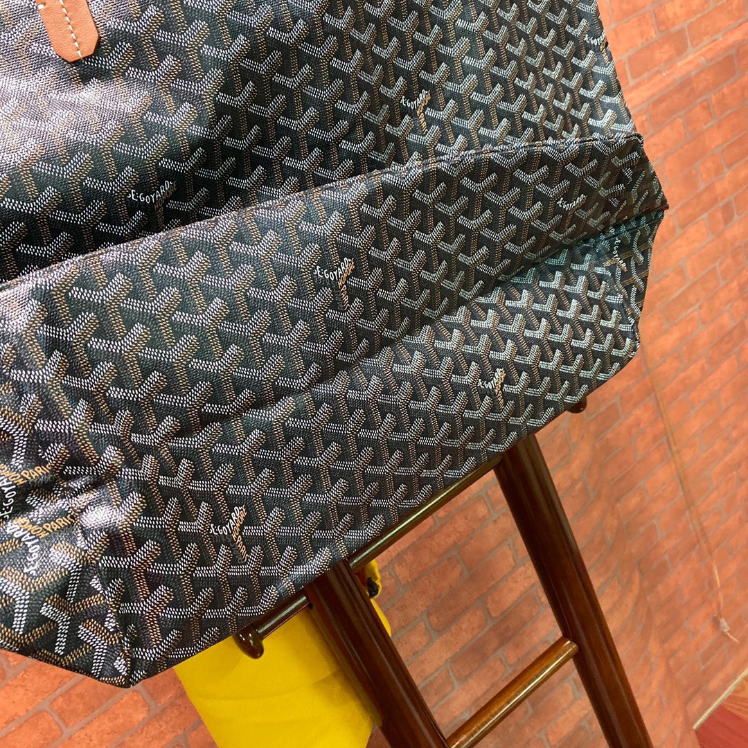 Goyard Saint Louis Tote