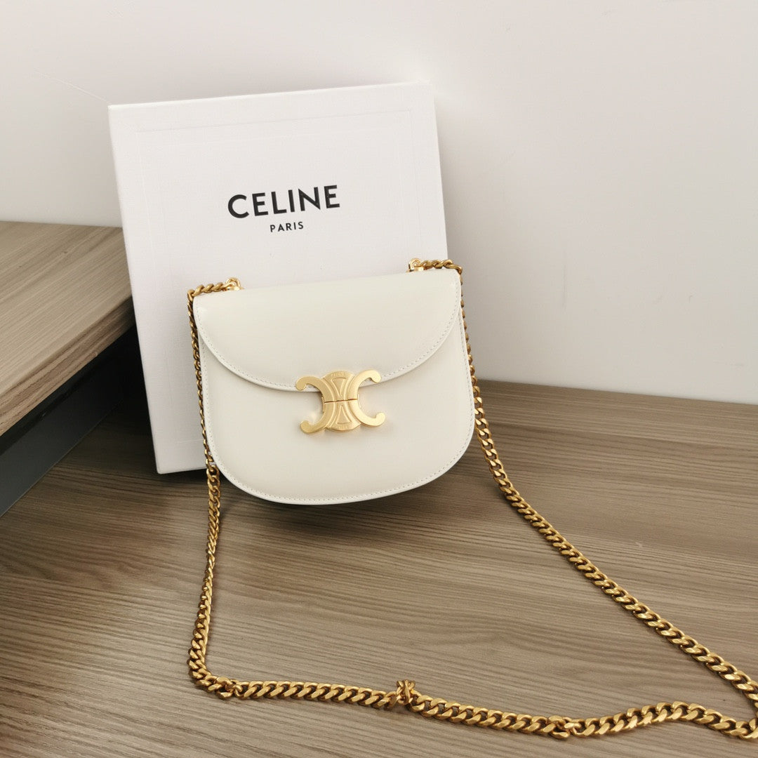 Celine TEEN BESACE TRIOMPHE