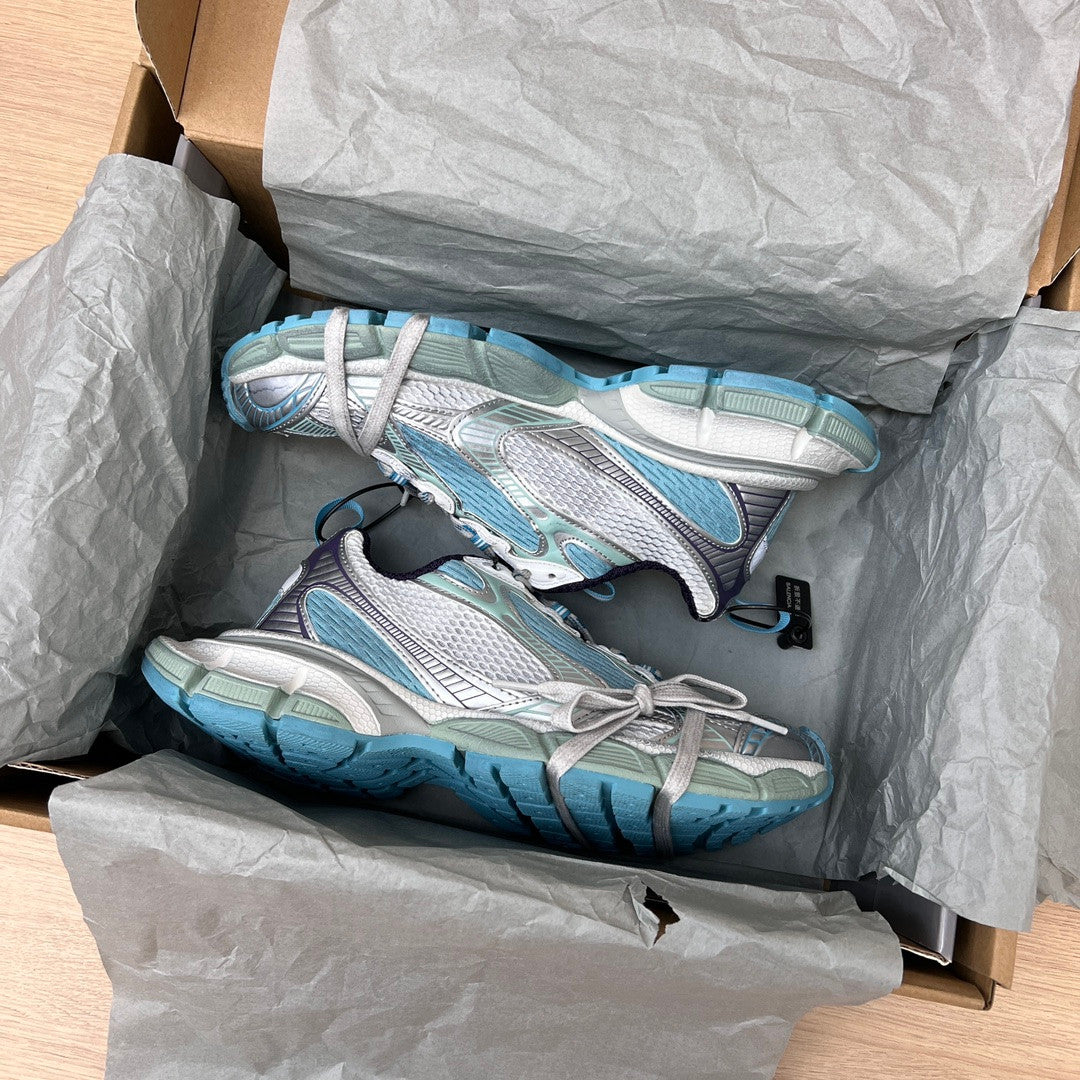 Balenciaga Phantom blue