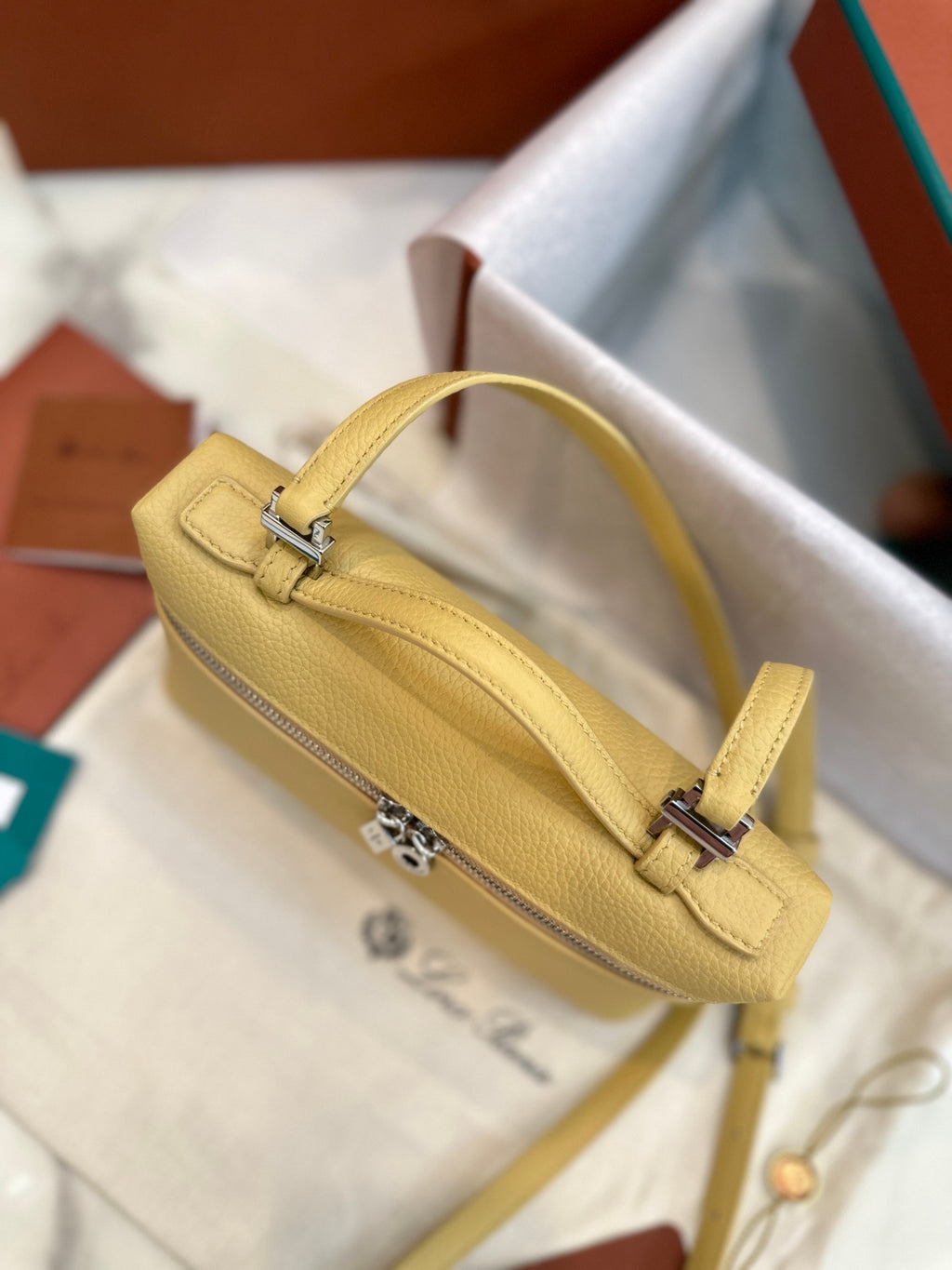 Loro Piana Extra Pocket L19