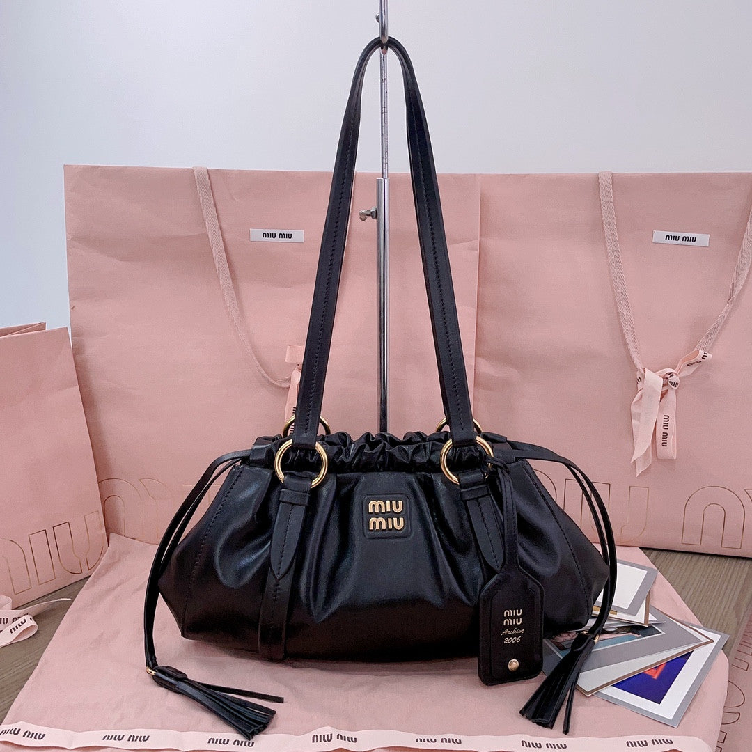 Miu Miu Joie bag black