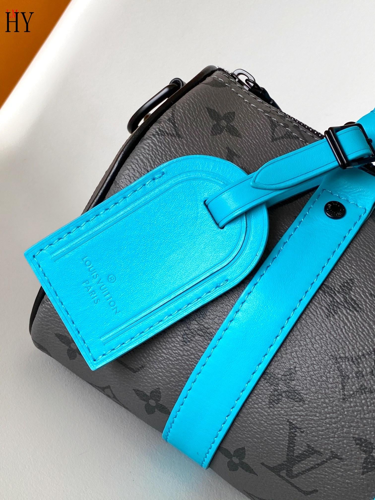 Louis Vuitton Men Bag