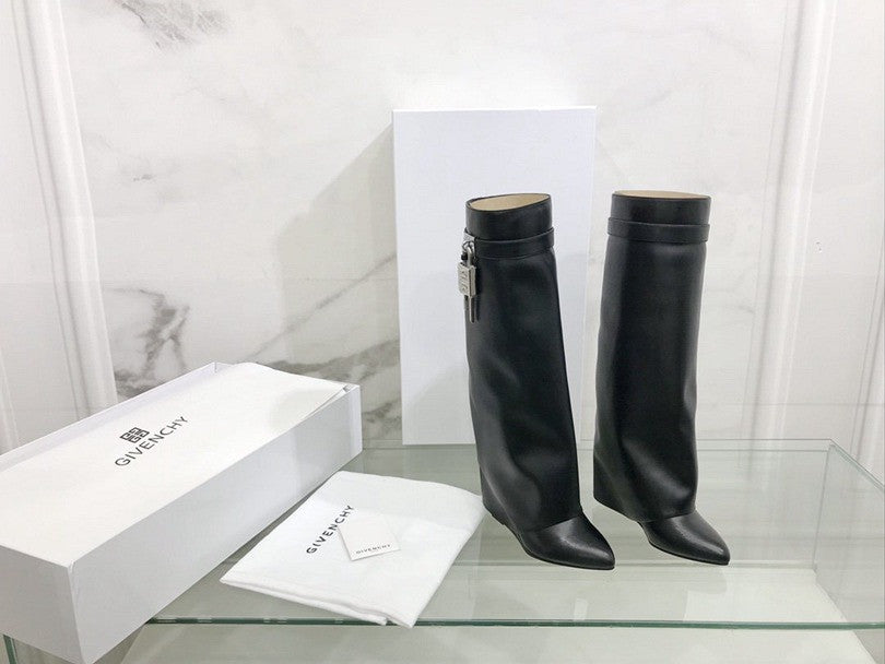 Ghete Givenchy Shark Lock negre